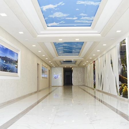 Bhoeme Apartament Oradea Bagian luar foto