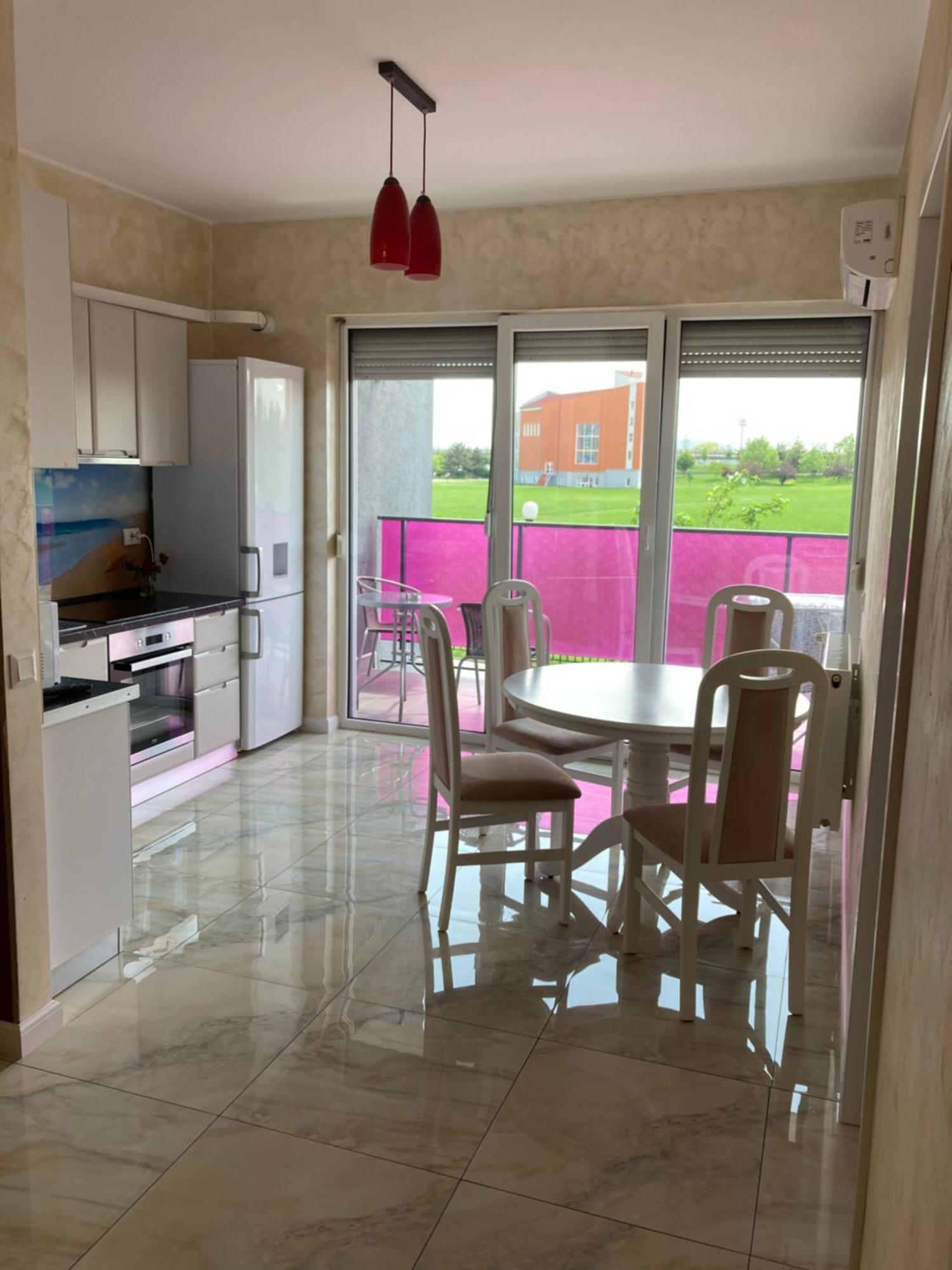 Bhoeme Apartament Oradea Bagian luar foto